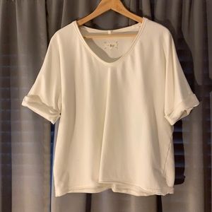 Casual Lou & Grey lounge V-Neck top